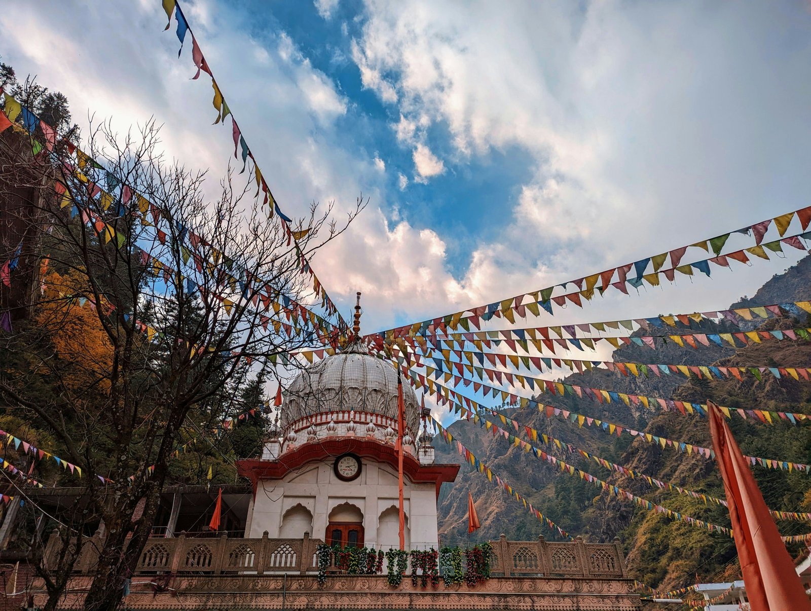 Sandesh Deshmukh CFLXo QloqI Unsplash - Travel & Tour Media