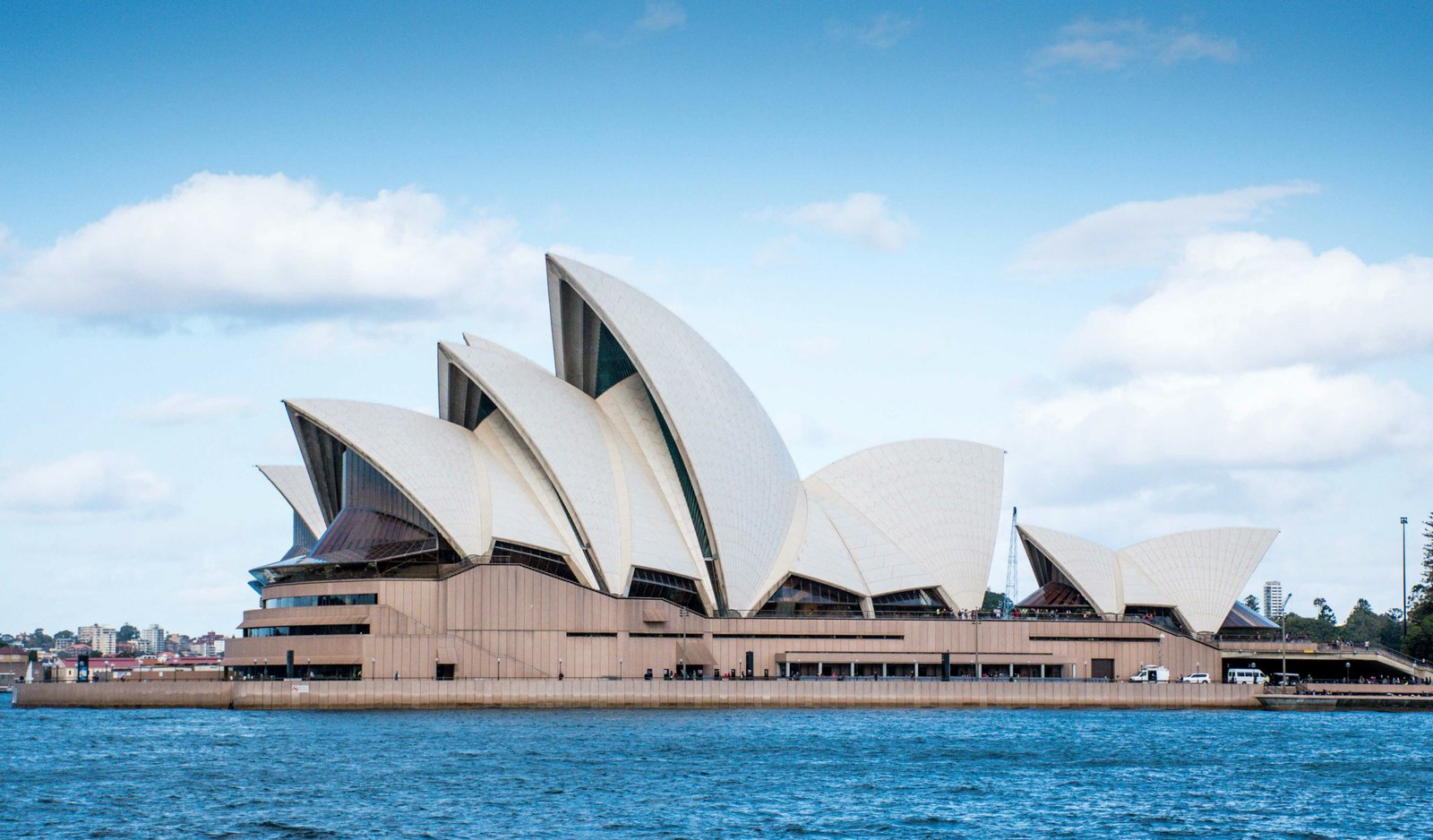 Susan Kuriakose Lhg4SEhK7SI Unsplash - Travel & Tour Media