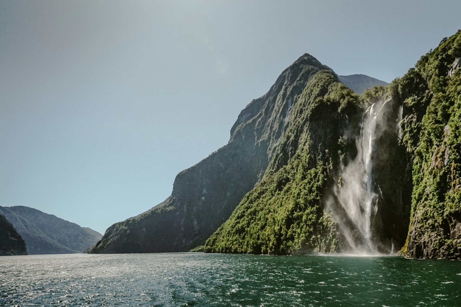 The Ultimate New Zealand Explorer