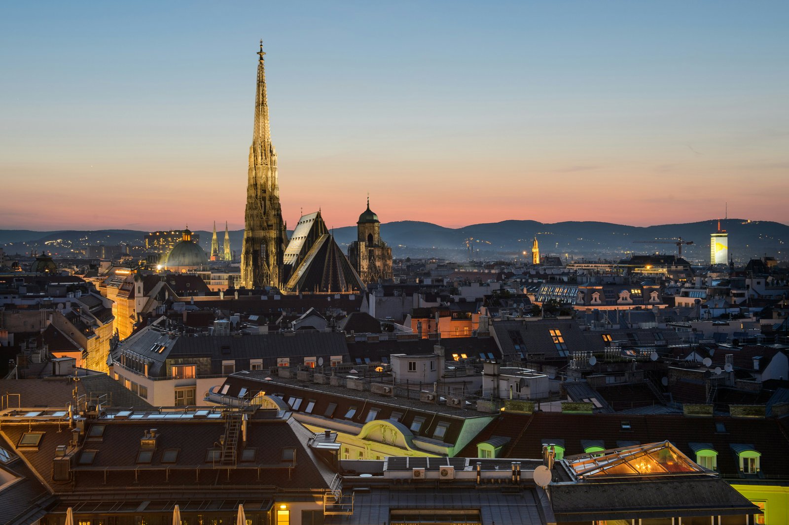 Jacek Dylag 5SjAaqqCCmY Unsplash - Travel & Tour Media