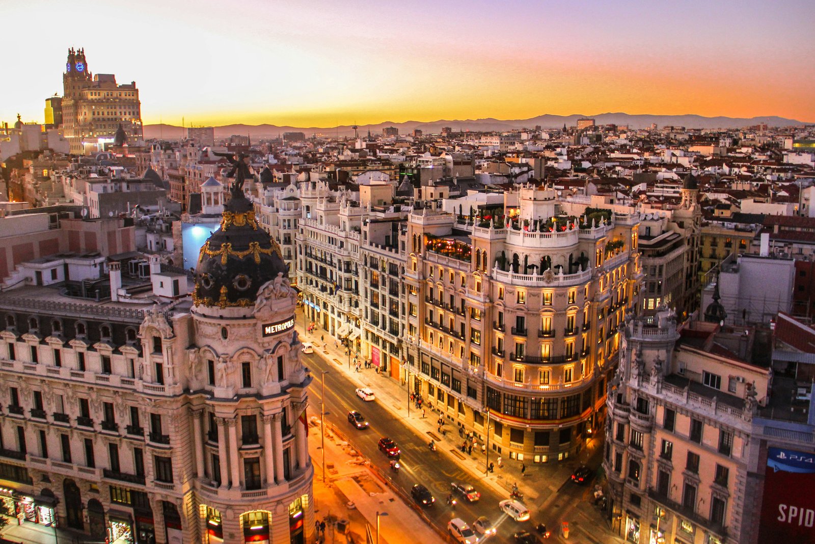 Florian Wehde WBGjg0DsO G Unsplash - Travel & Tour Media