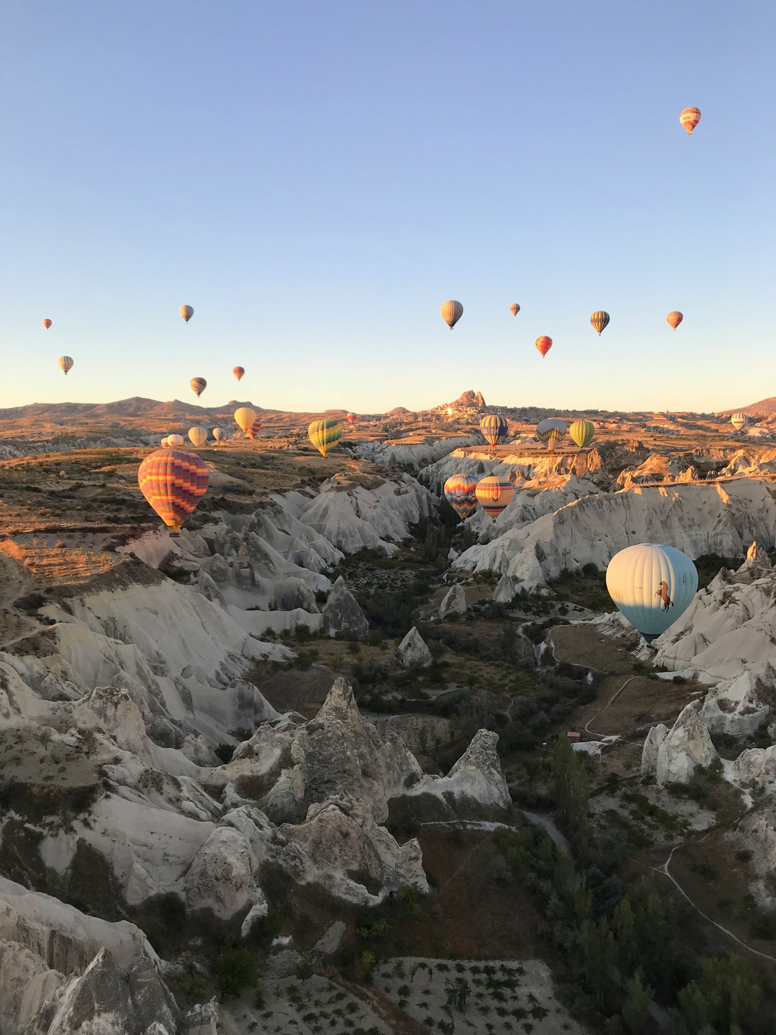 Andrea Fiori 0DoZI1HOBP0 Unsplash - Travel & Tour Media